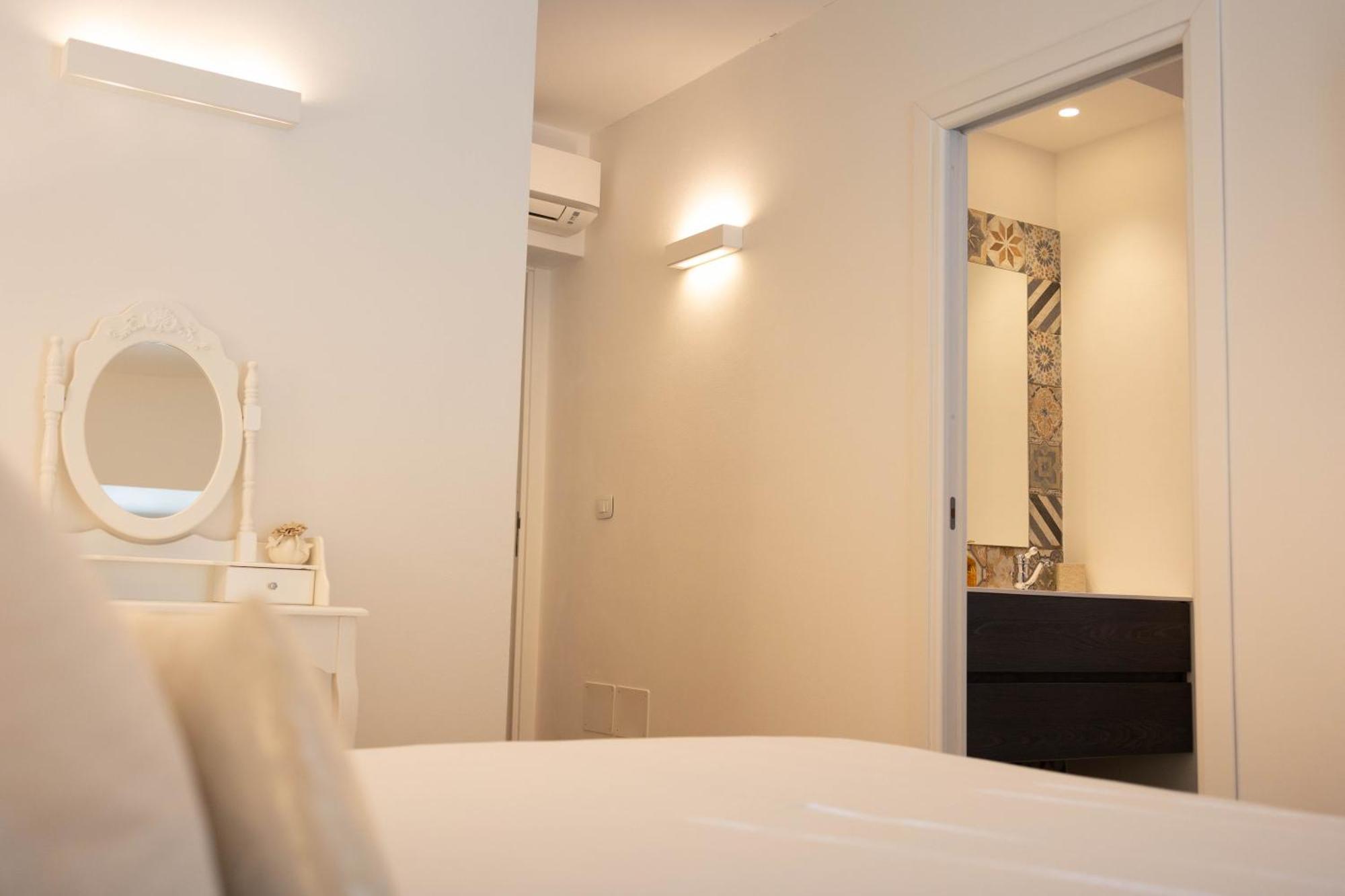 Luxury House Apartment *