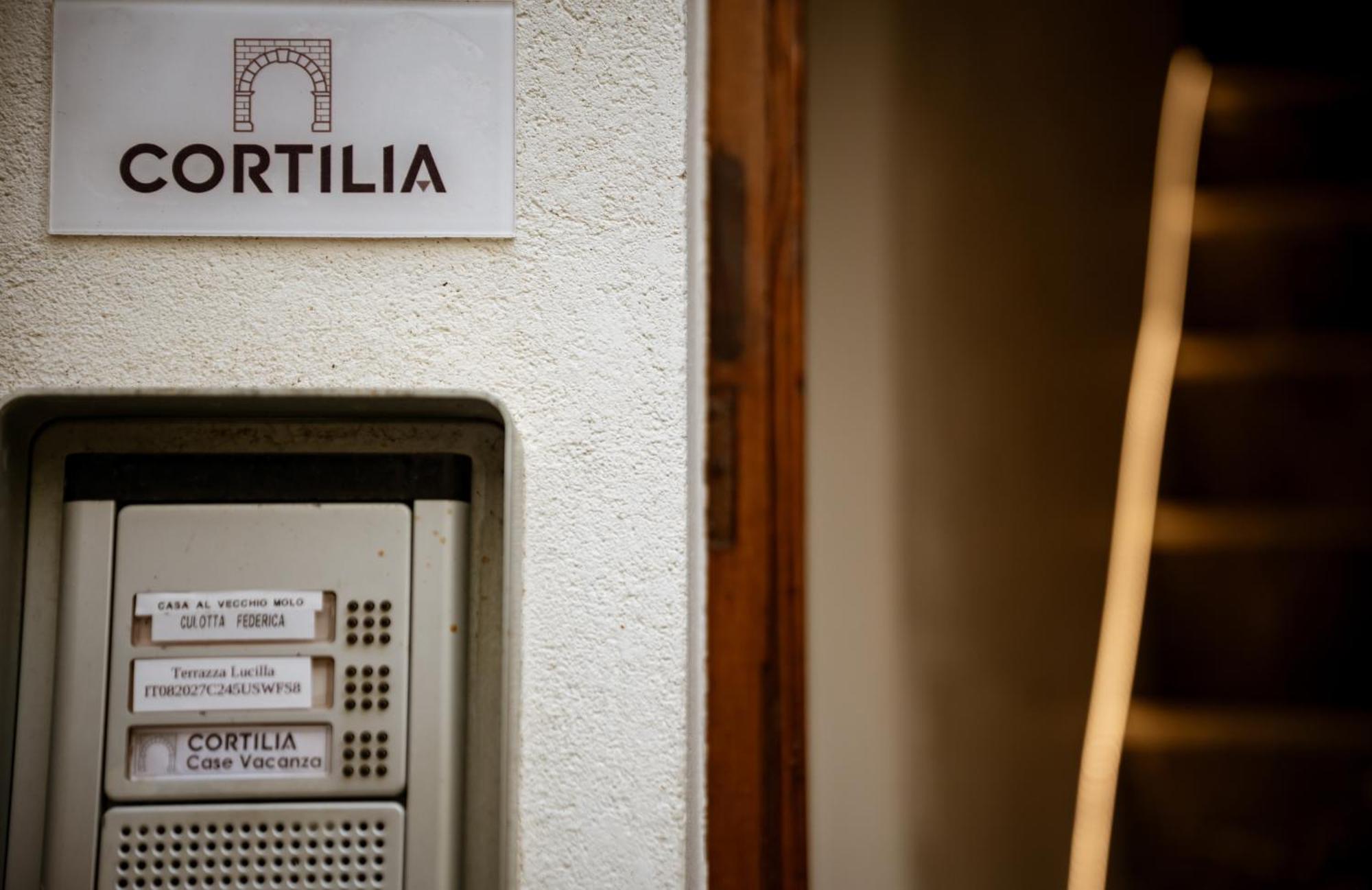 Cortilia House Apartment