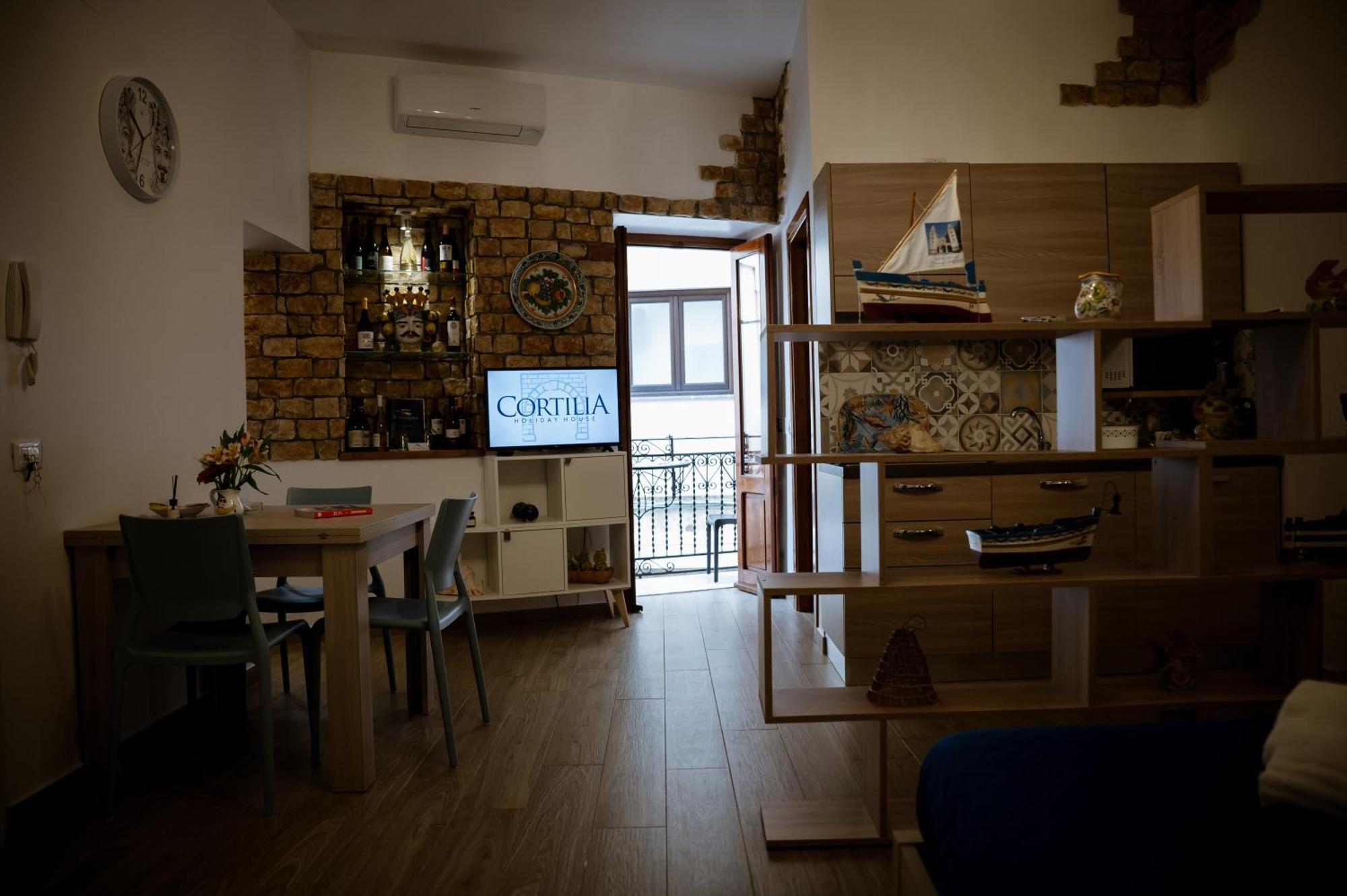 Cortilia House Apartment
