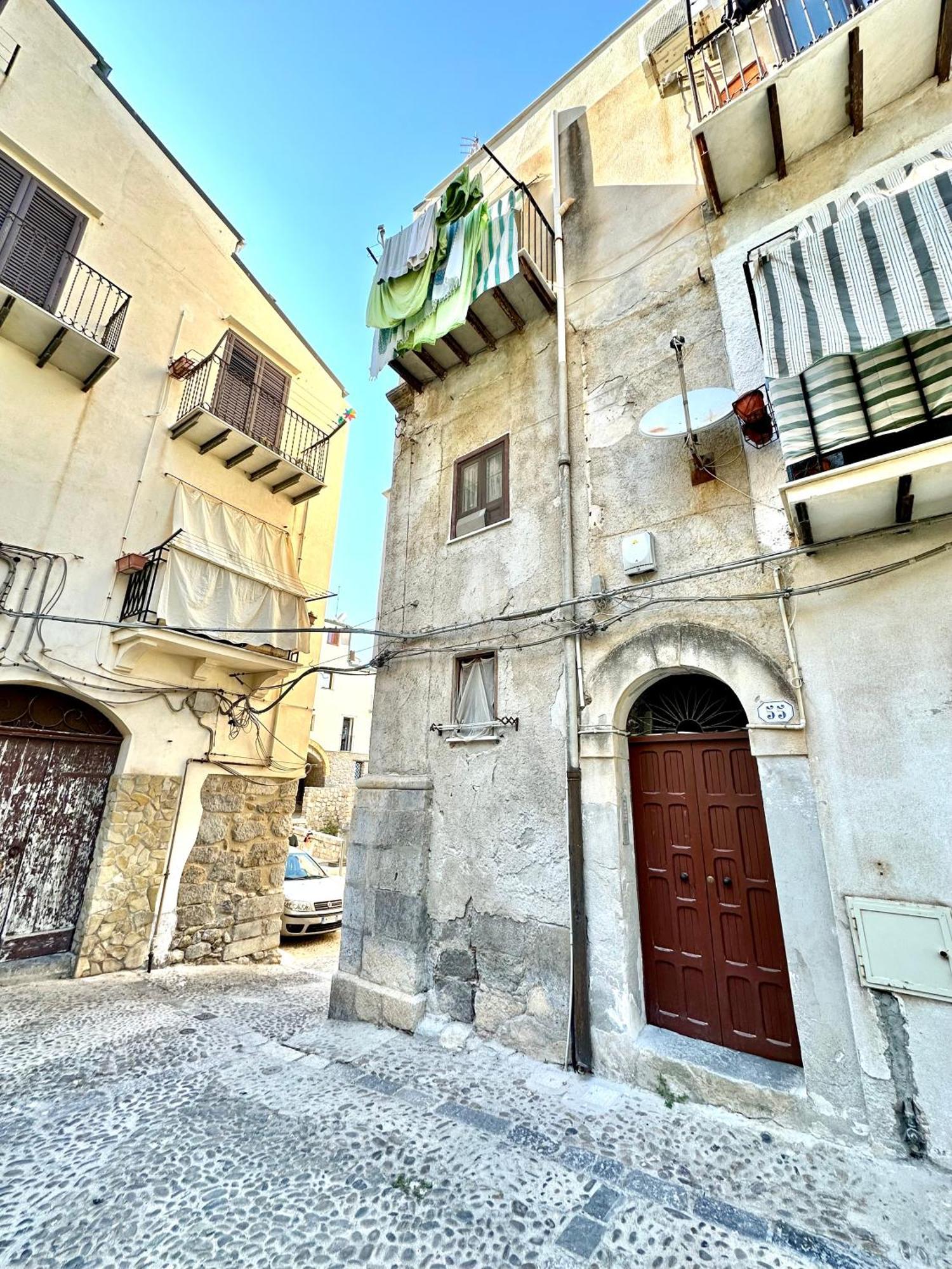 Jureka By Housilia Apartment Cefalù