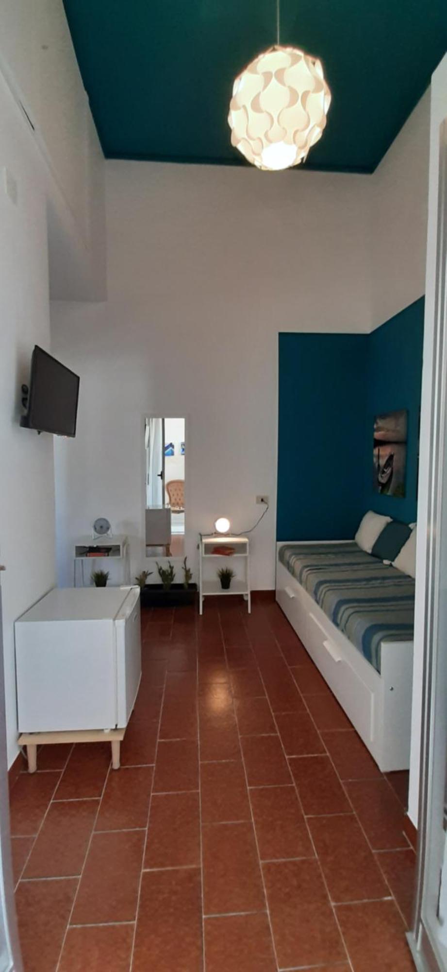 Retro Guest house *