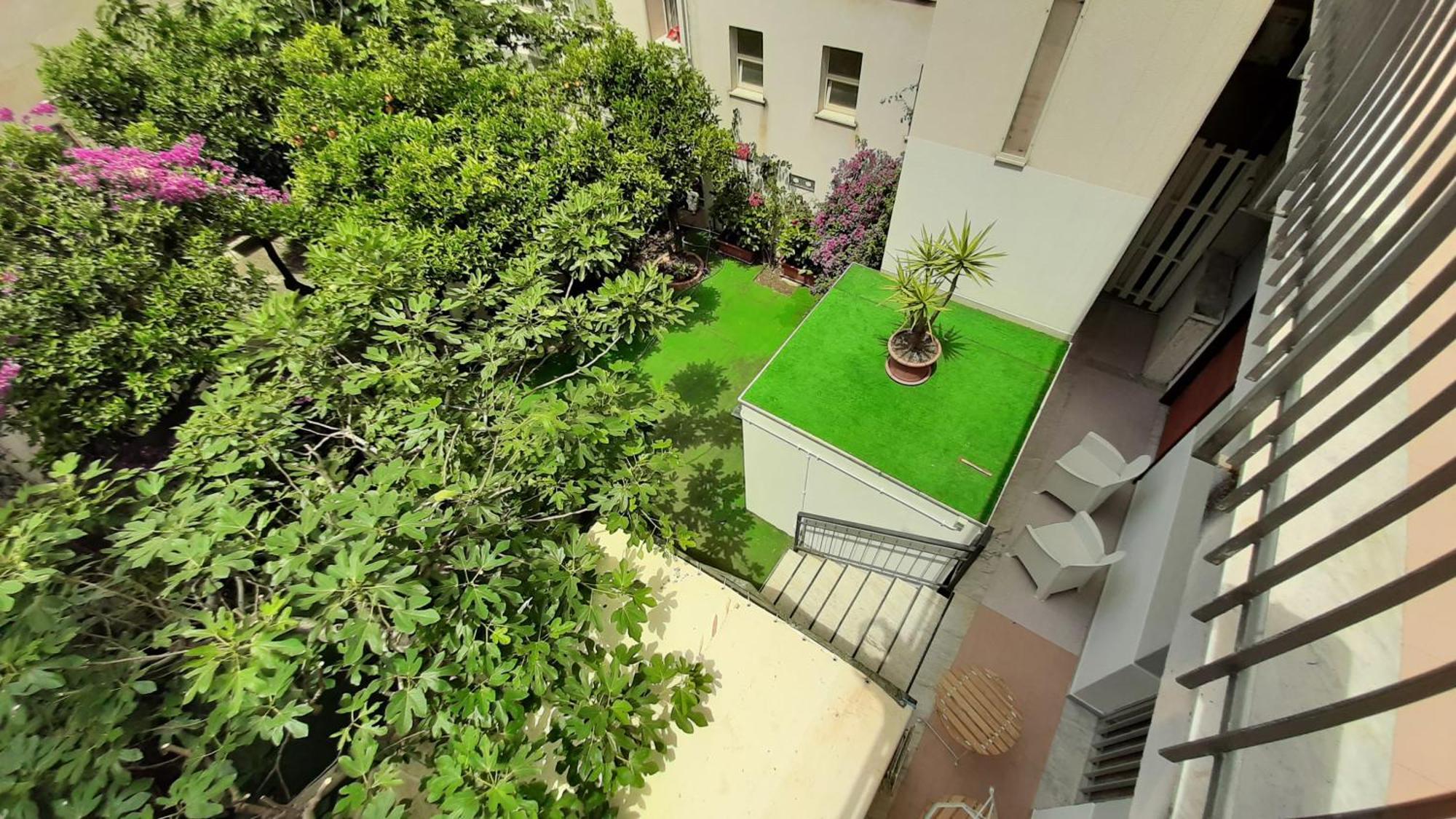Guest house Retro *