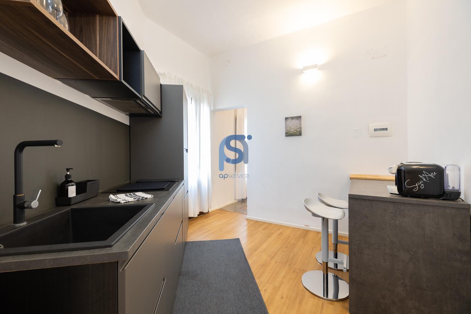 Ni Ni Apartment