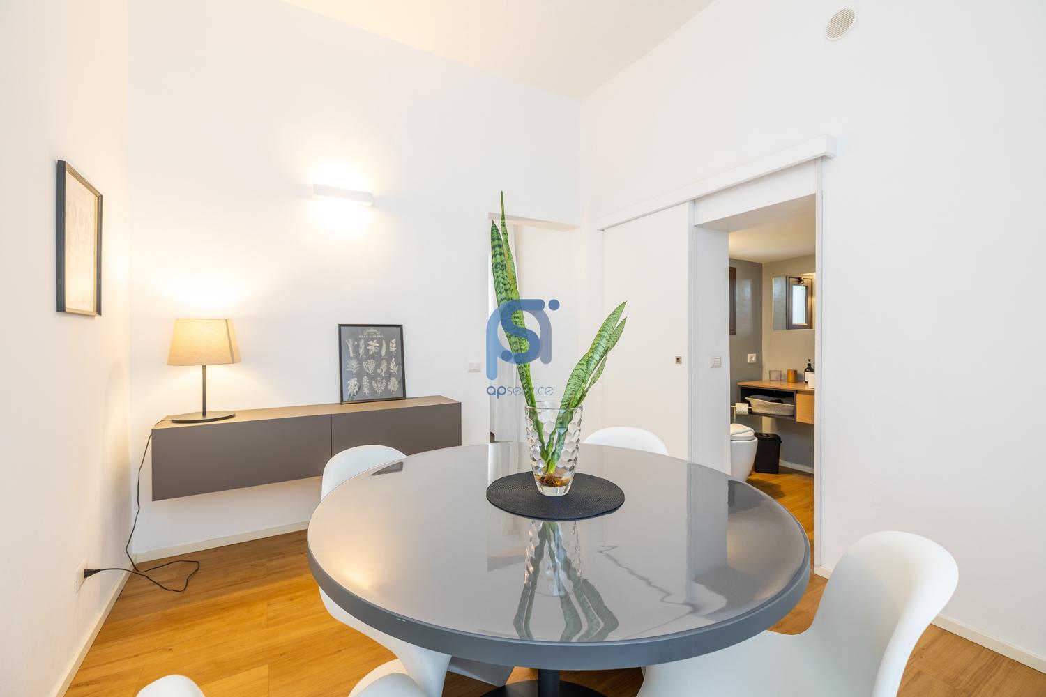 Ni Ni Apartment