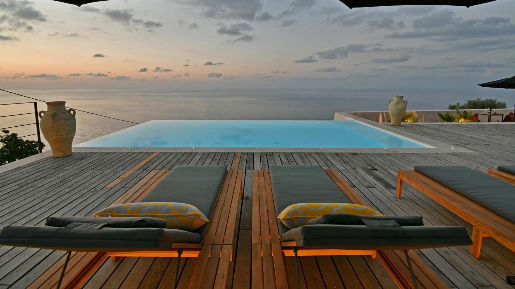 Villa Luna 8 By Massimo