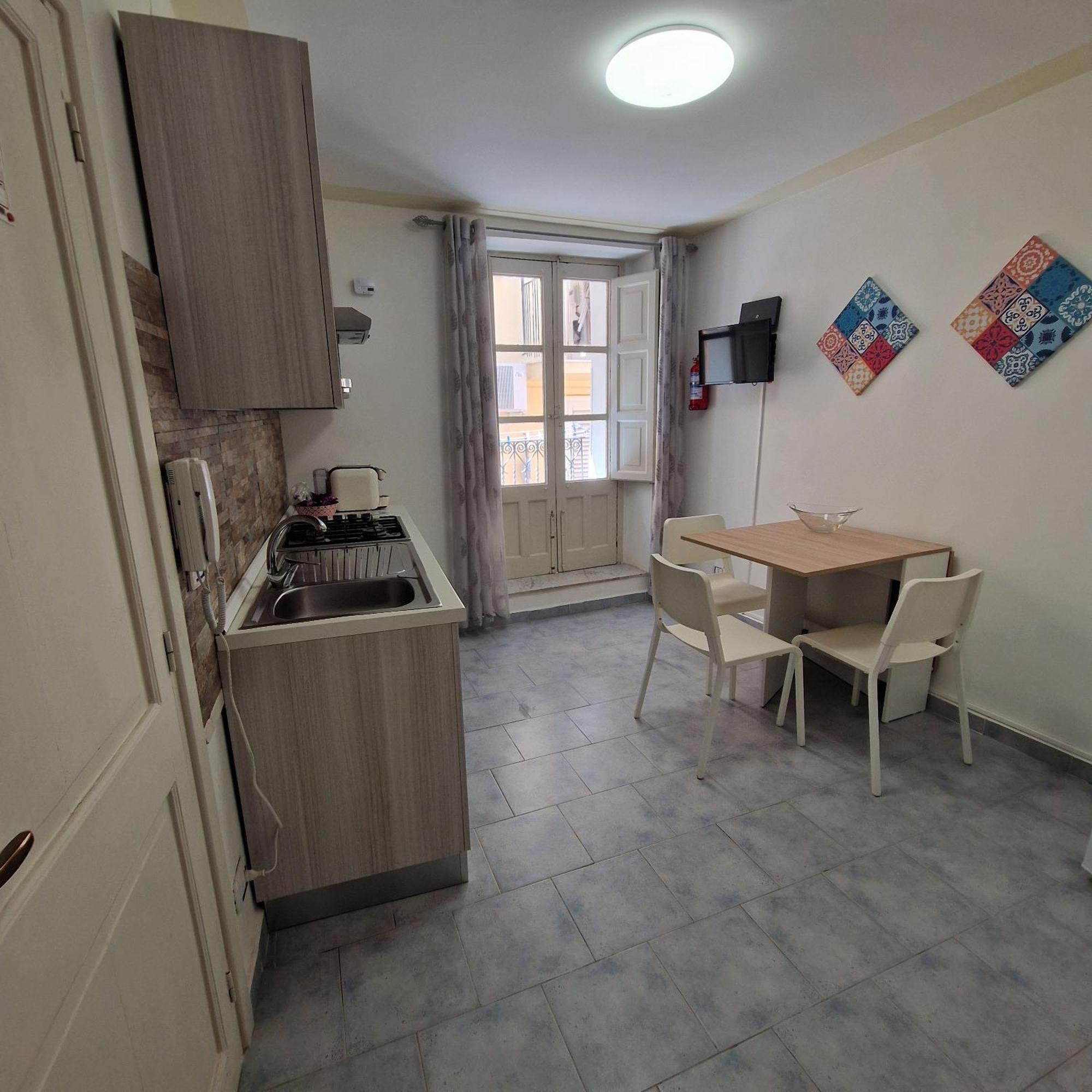 Rocksea Apartment Cefalu
