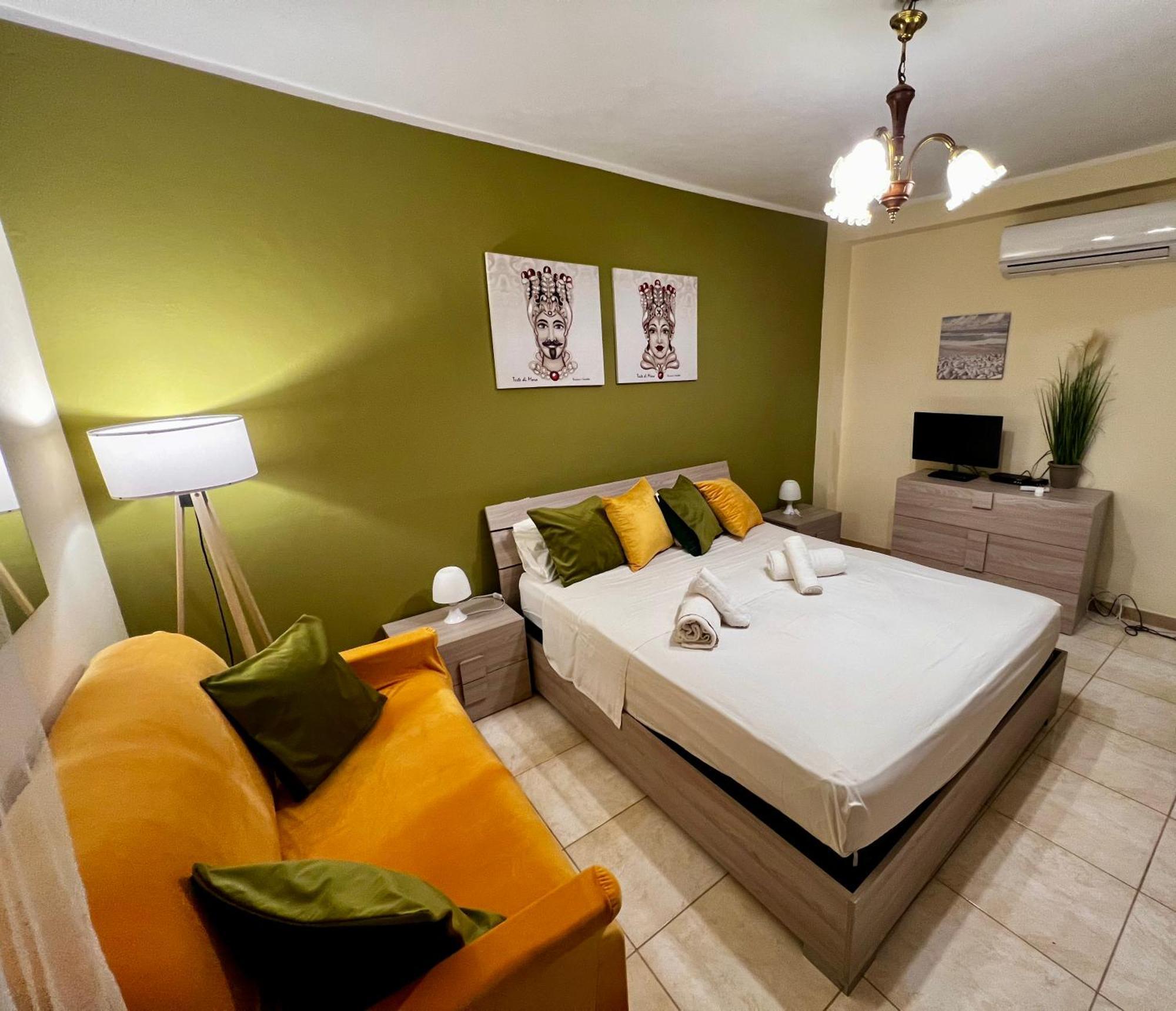 Mandralisca Apartments