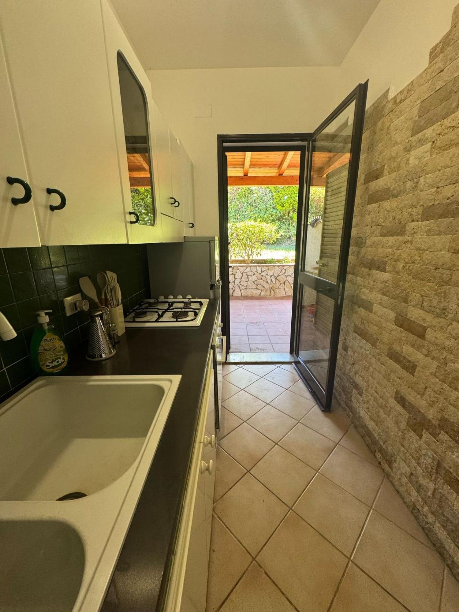 Seafront Giulia With Private Villa