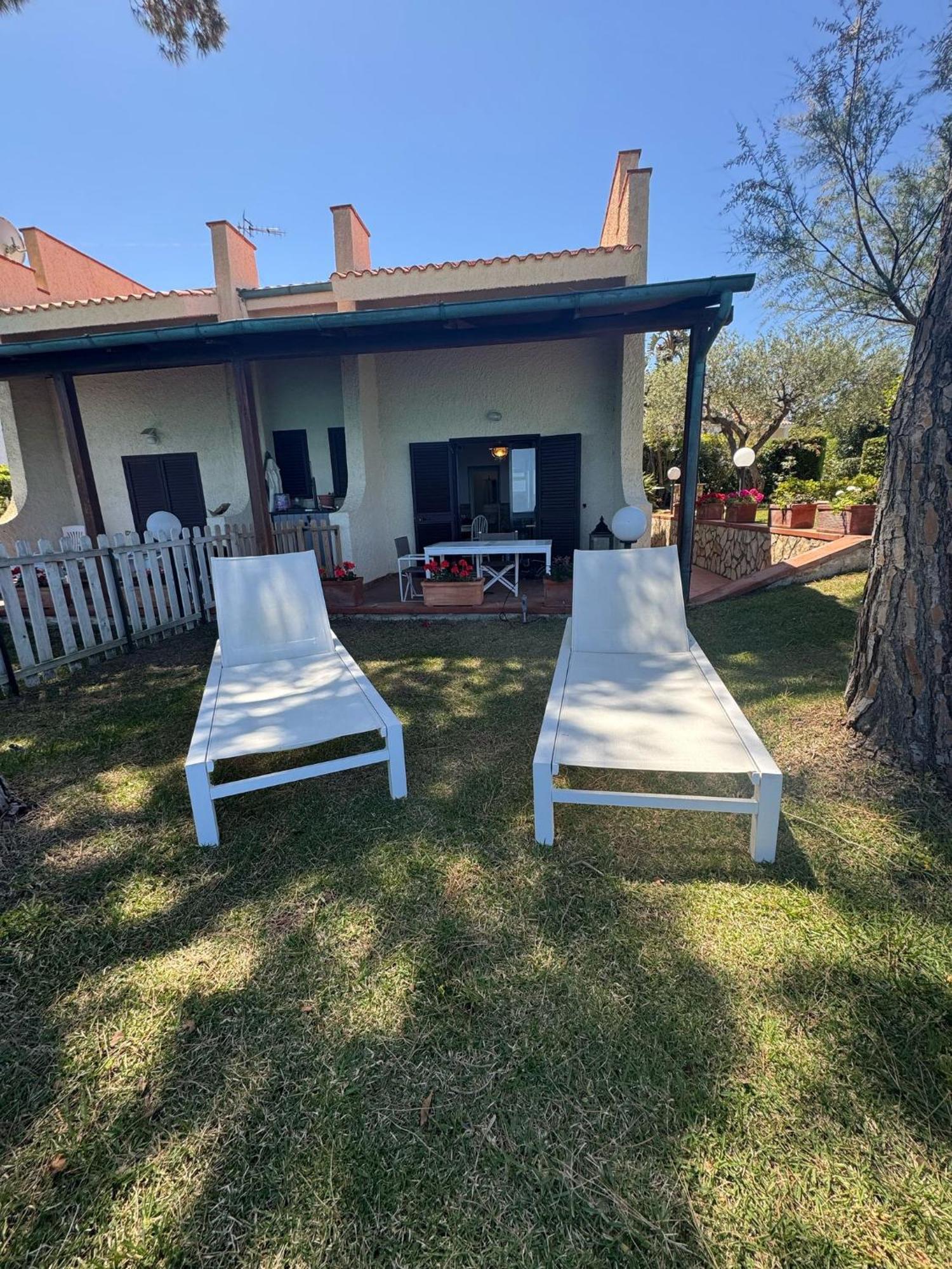 Villa Seafront Giulia With Private