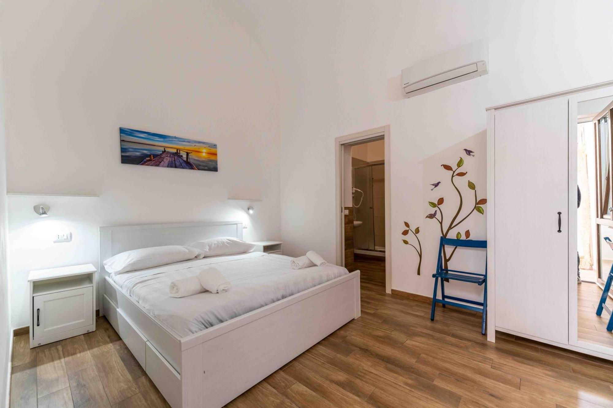 Center Guest house *