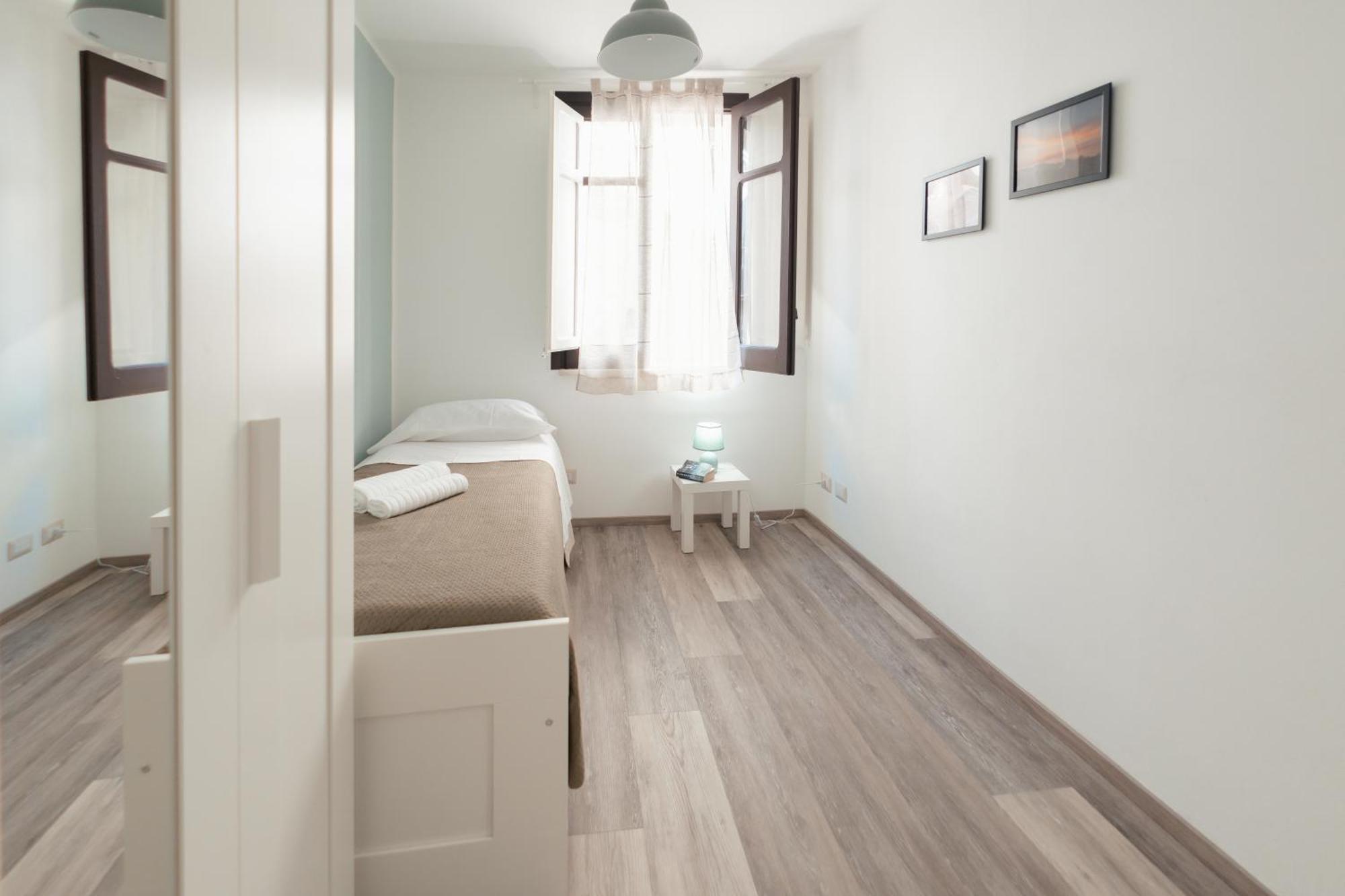 Sarahouse Relax A Due Passi Dal Mare * Cefalu