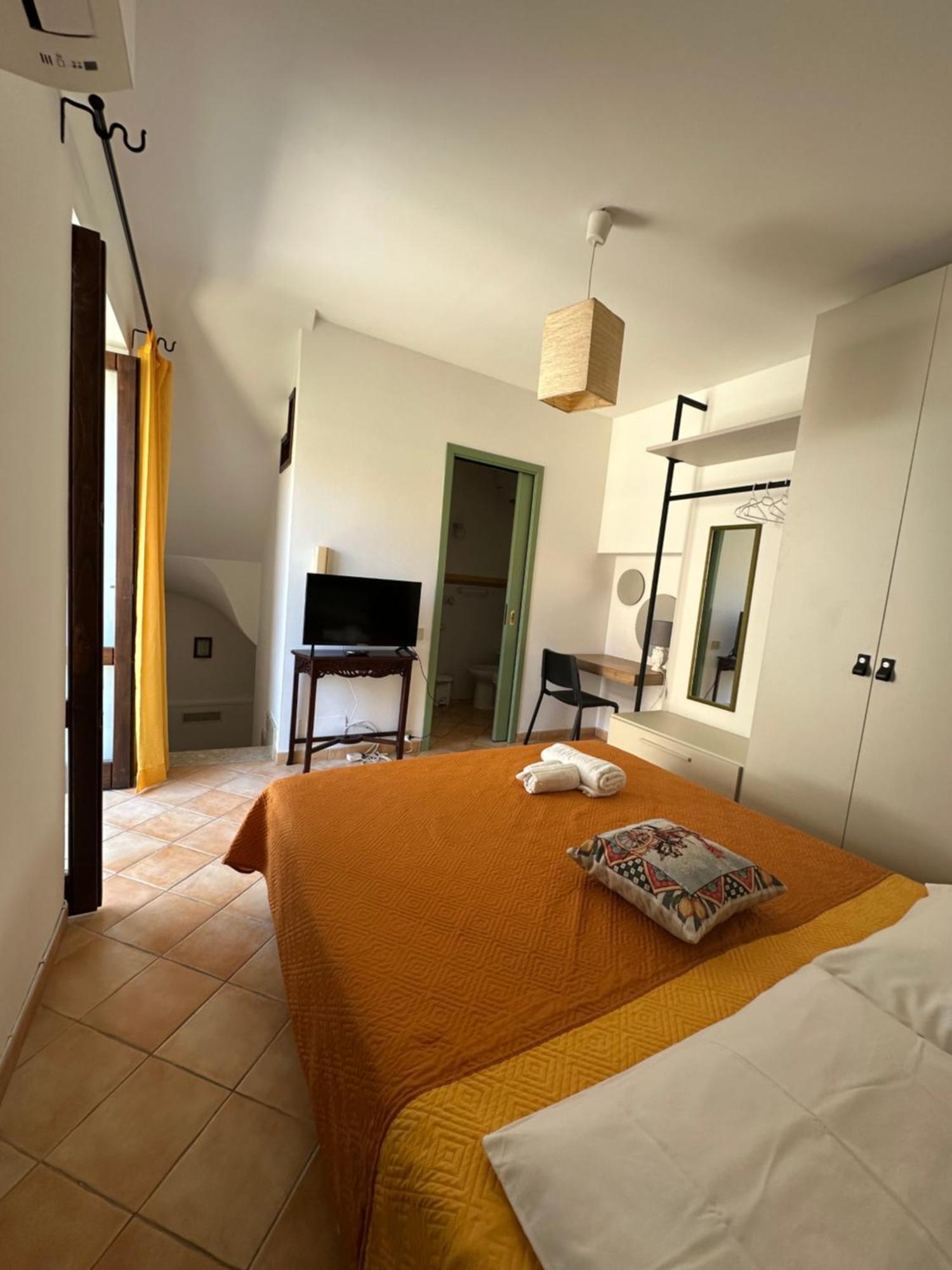 Domus Aurea Borgo House Cefalu