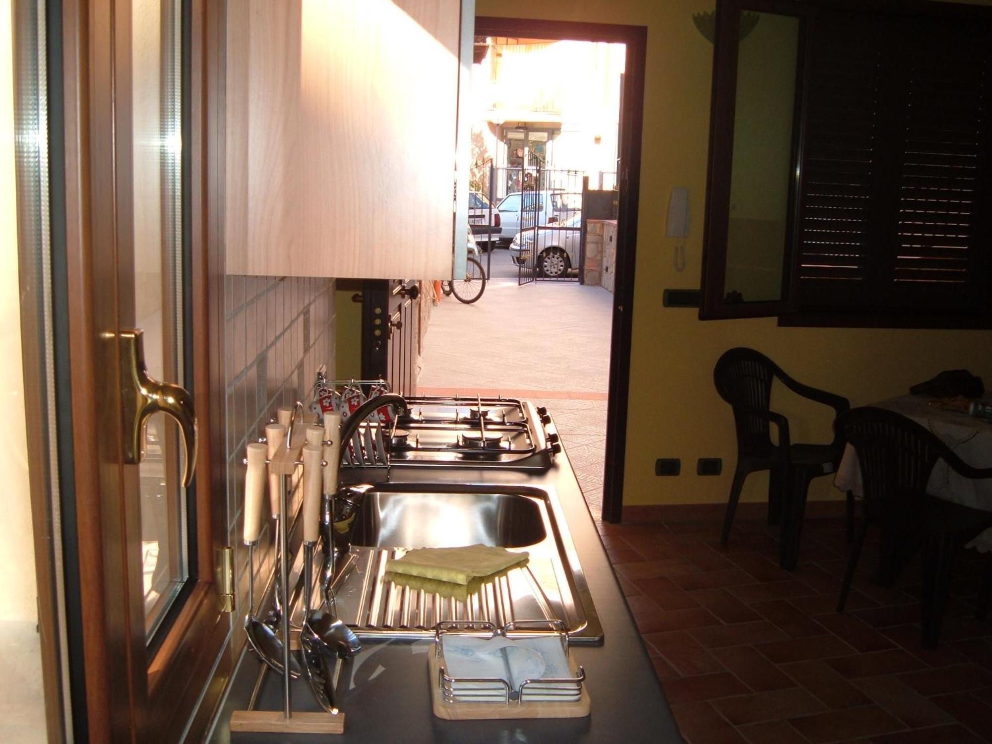 Casa Del Dottore Aparthotel Cefalu