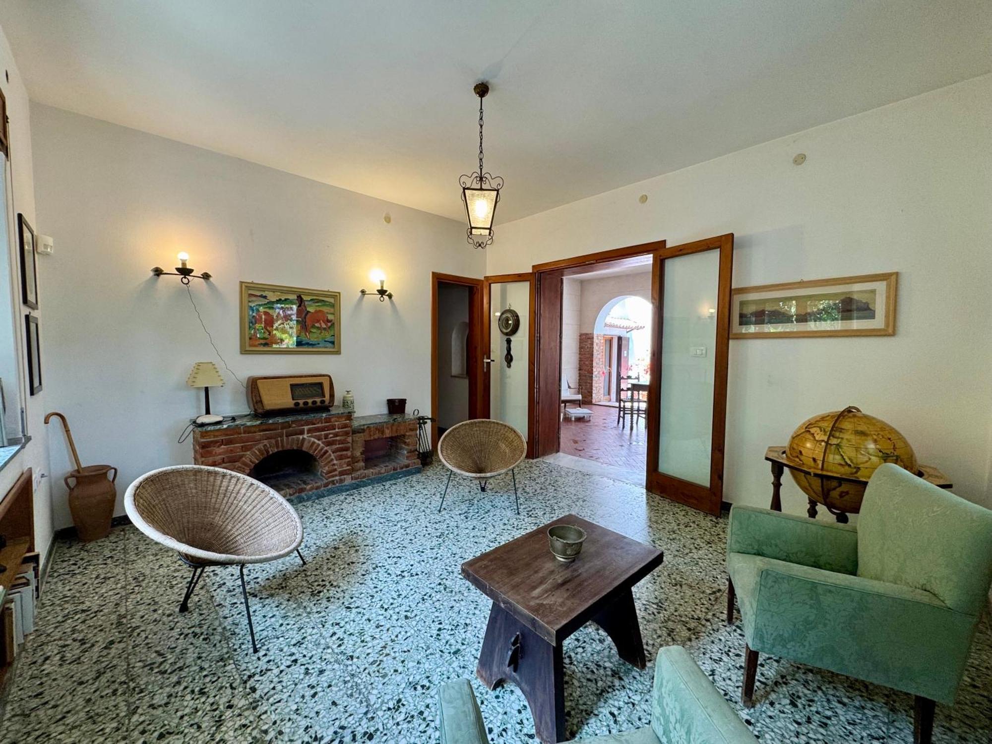Tana Pacenzia Holiday home Cefalu