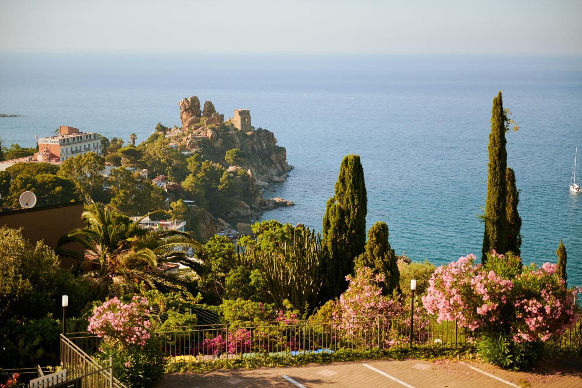 Cefalhome - Magara * Cefalu