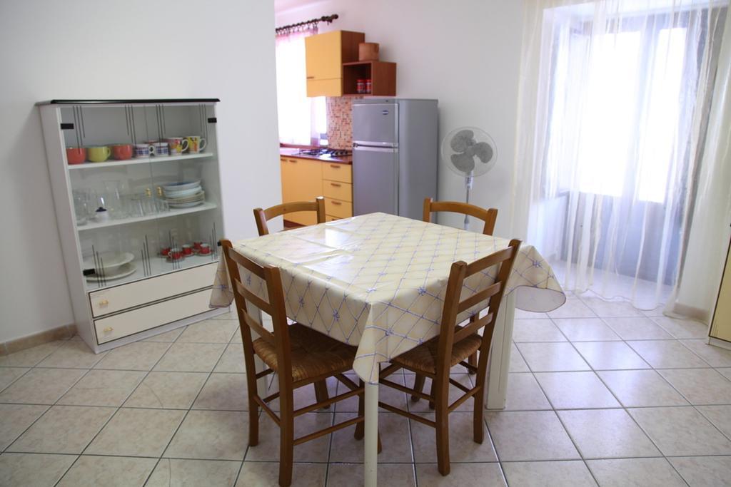 Vacation Service - City Center Apartment *