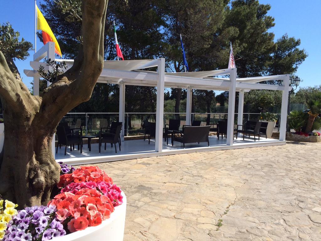 Calanica Resort