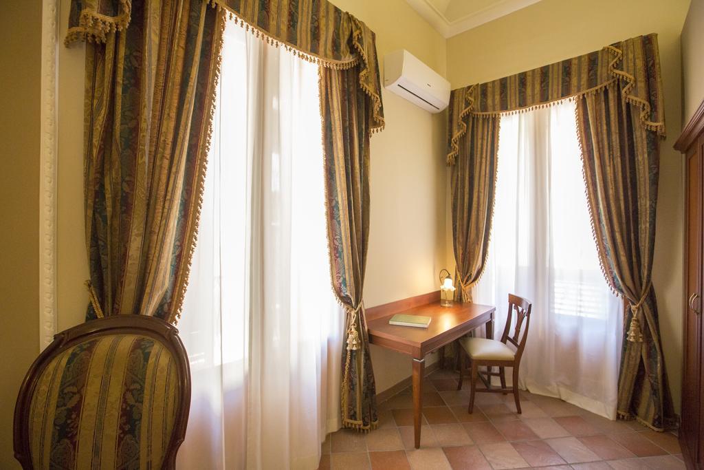 Palazzo Raho Guest house 2*
