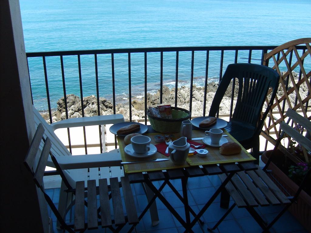 Guest house Ammaresiamo Cefalu