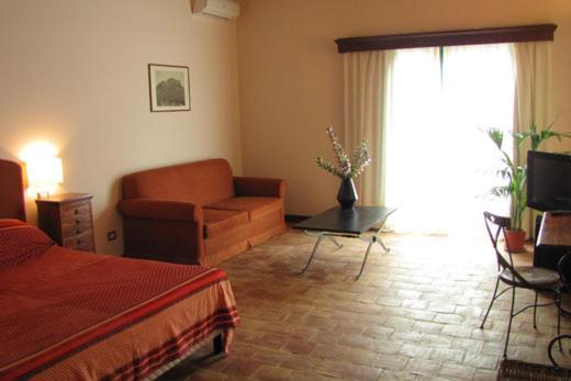 Hotel Masseria Del Piano 3*