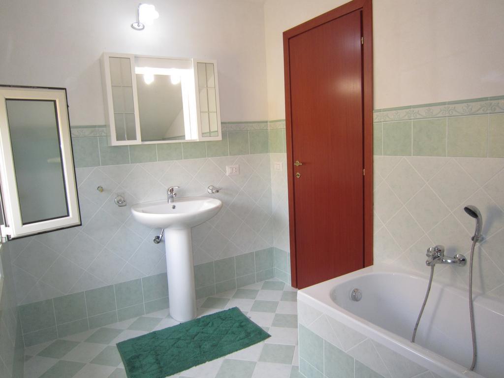 Apartment M&r