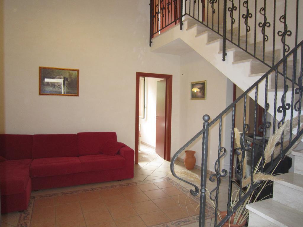 Apartment M&r