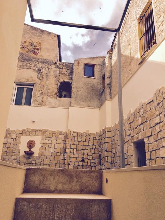 Mandralisca Garden Apartment *