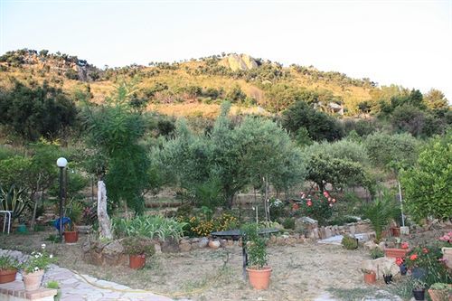 Finestra Sul Parco Landhaus Cefalù