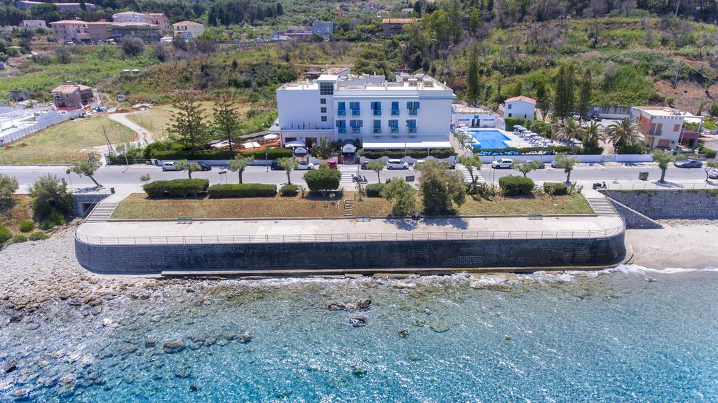 Tourist Hotel Cefalu
