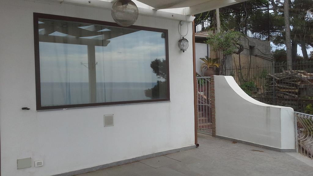 Cali Vista Mare Villa *