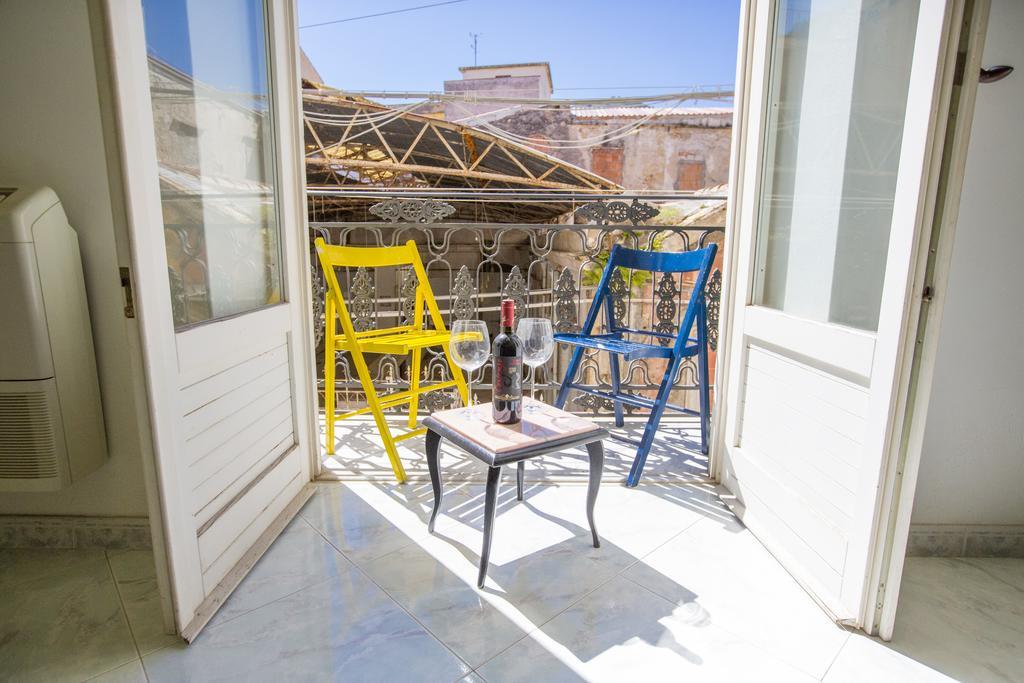 Domus Osterio Magno Apartment *
