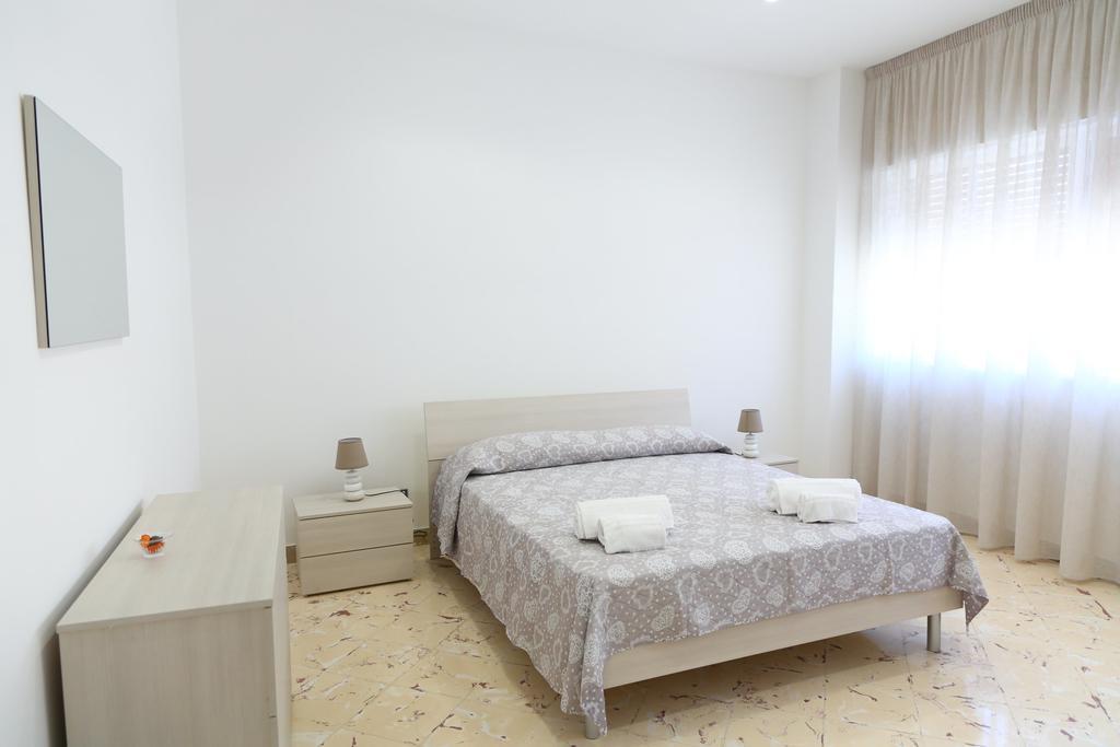 Vacation Service - City Center Apartment
