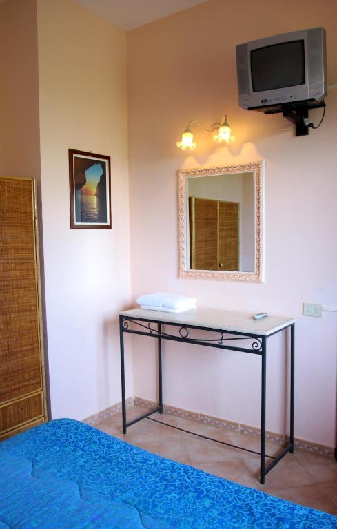 Bed & Breakfast Cerniglia 3*