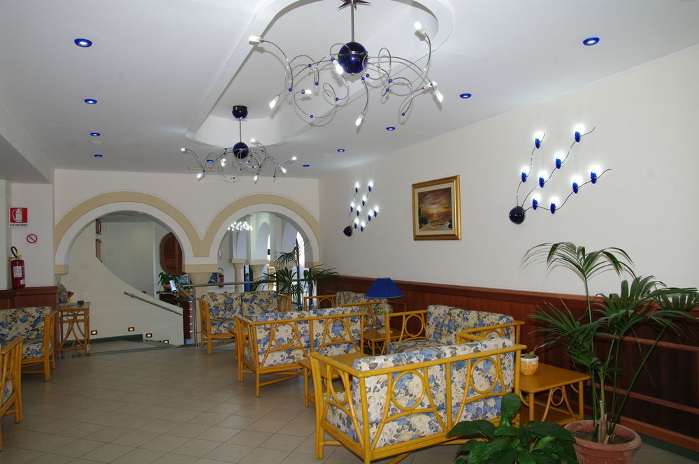 Belvedere Hotel 3*