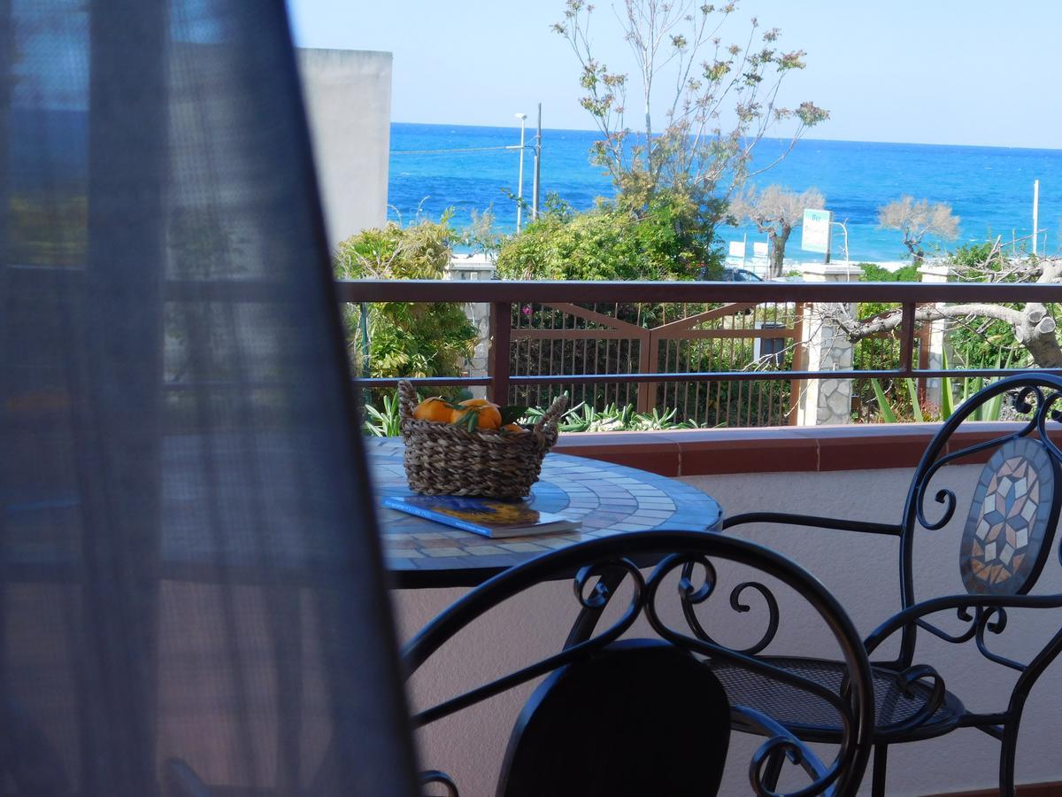 Acomodação com café da manhã  Stella Marina Sea & Sun Cefalù