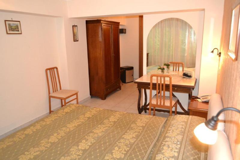 Hotel Mediterraneo 3* Cefalu