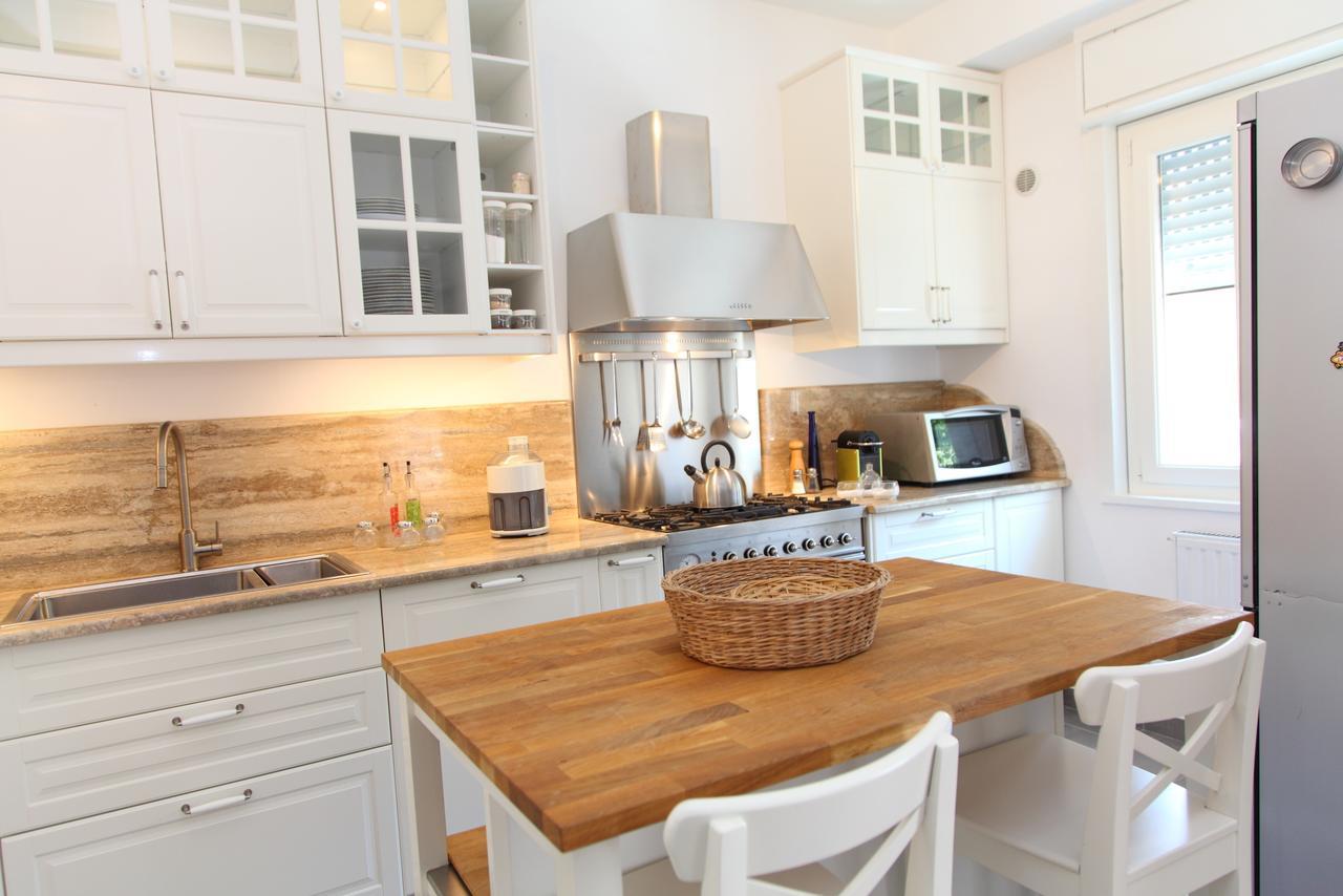 Family House - By Vacation Service Appartamento Cefalù
