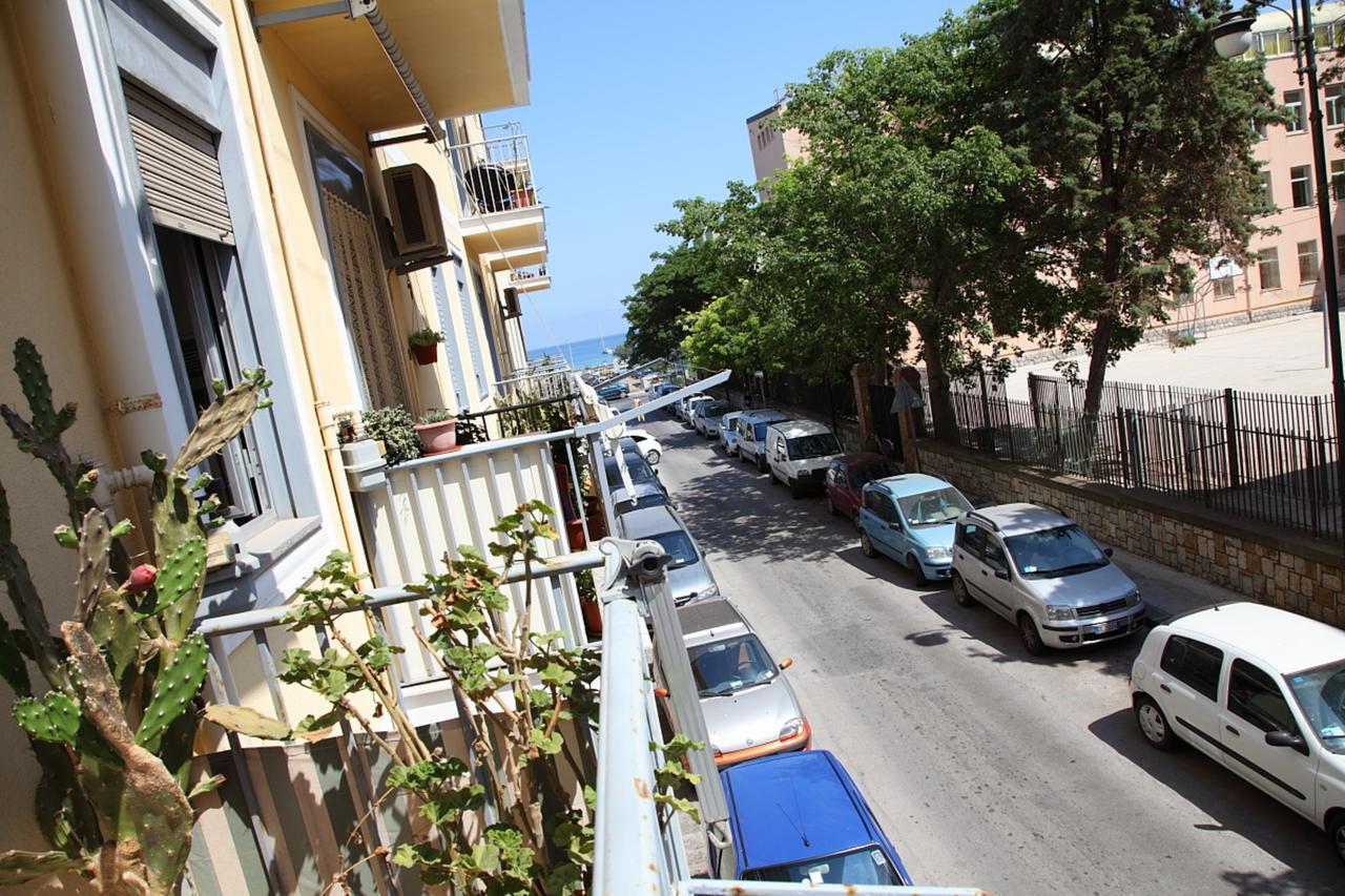 Family House - By Vacation Service Appartamento *