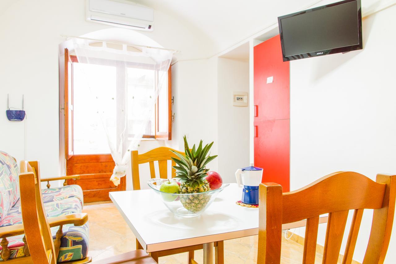 Gaia - Low Cost Studio Cefalu