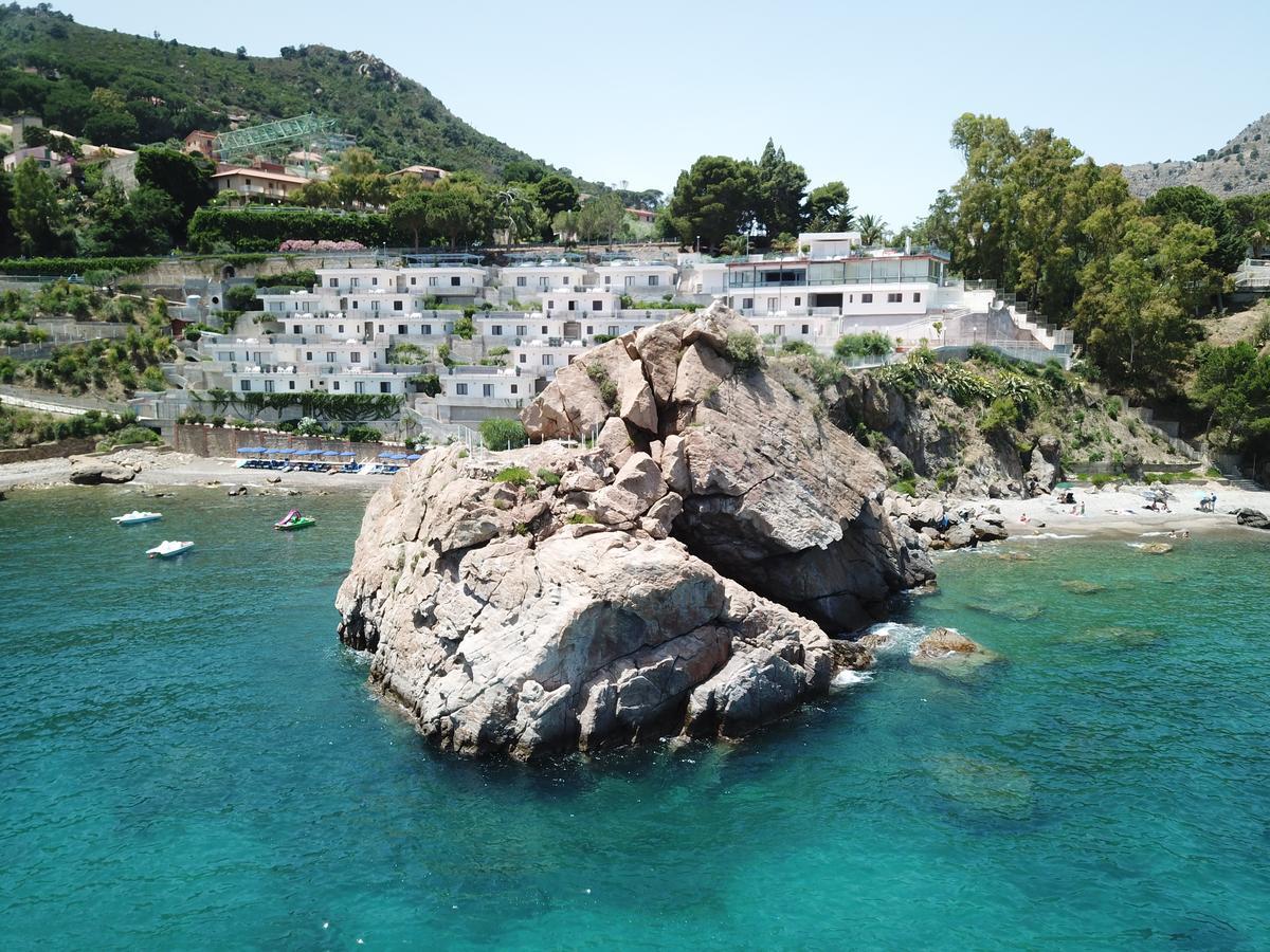 Blue Bay Aparthotel