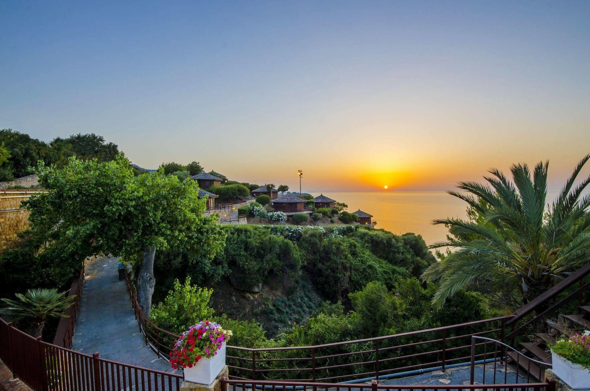Calanica 4* Cefalu
