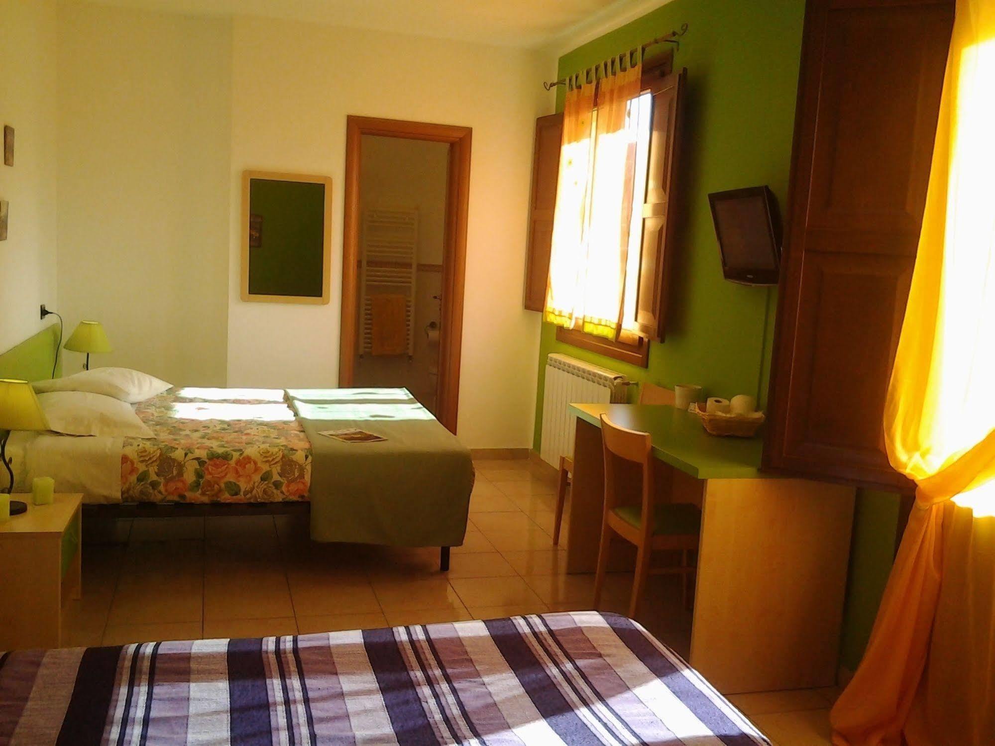 Bed & Breakfast Panarea 3*