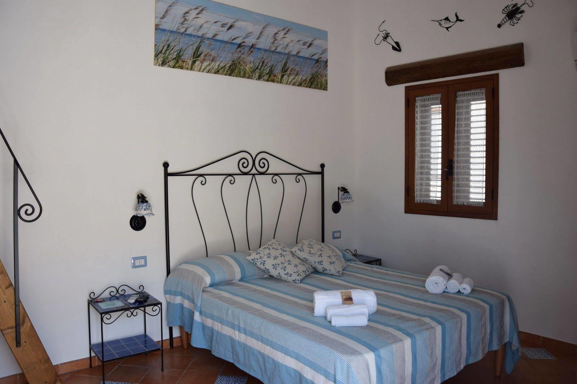 Bed & Breakfast La Casa Del Geko Cefalu