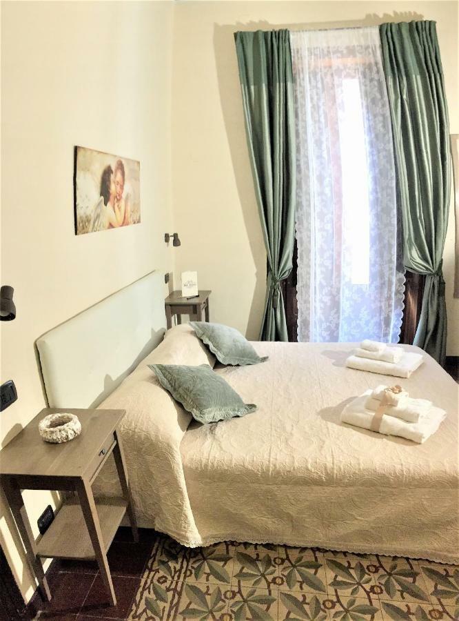 Art Deco B&B Bed & Breakfast *