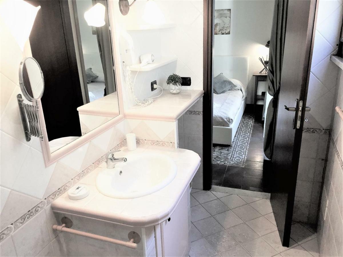 Art Deco B&B Bed & Breakfast *