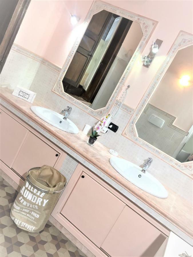 Art Deco B&B Bed & Breakfast *