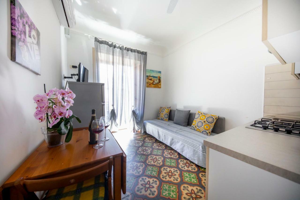 Blue Coral Apartment