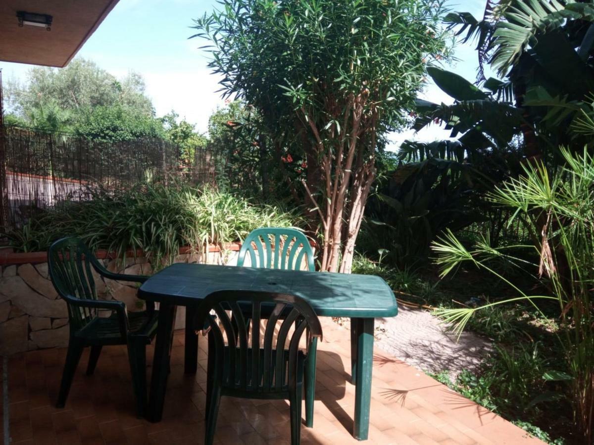 Stanza In Con Giardino Vista Mare Acomodação com café da manhã  Cefalù