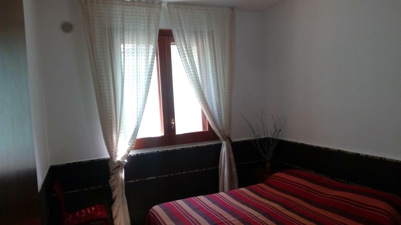 Stanza In Con Giardino Vista Mare Acomodação com café da manhã  Cefalù