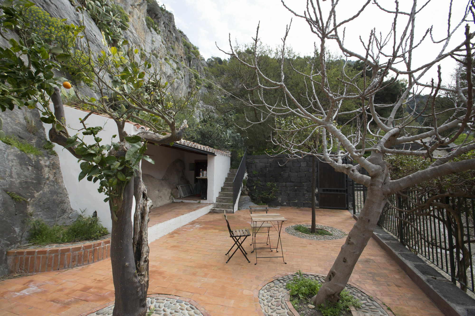Terrazza Sotto La Rocca Cefalu